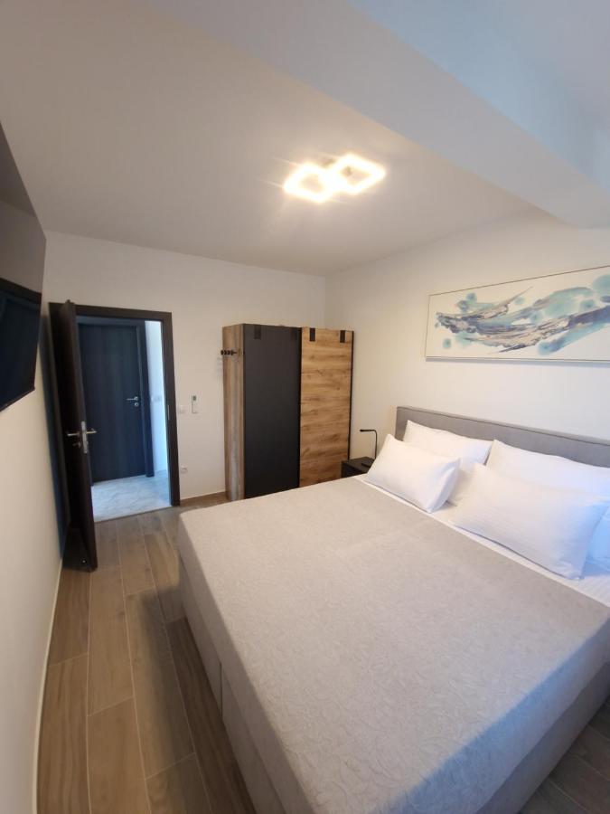 Apartments Marebella Lumbarda Ngoại thất bức ảnh