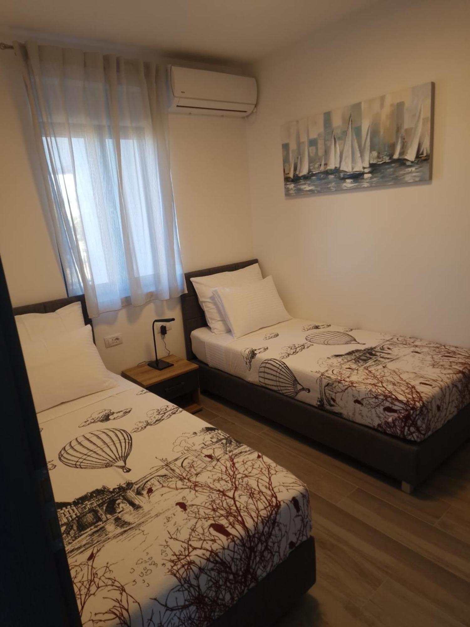 Apartments Marebella Lumbarda Ngoại thất bức ảnh